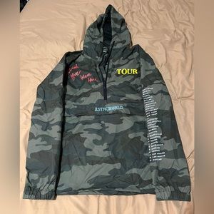 Astroworld Tour Hooded Windbreaker size S